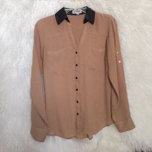 Portfolio Dress Shirt with leather collar